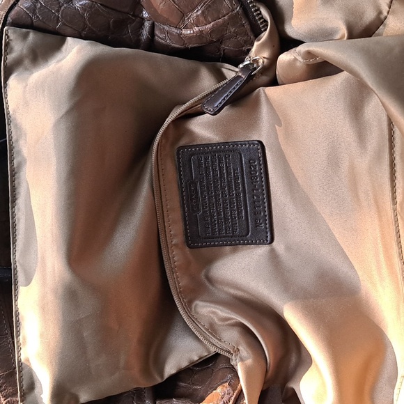 Coach Crocodile Embossed Chelsea Satchel /Crossbody Great Condition - Picture 8 of 14